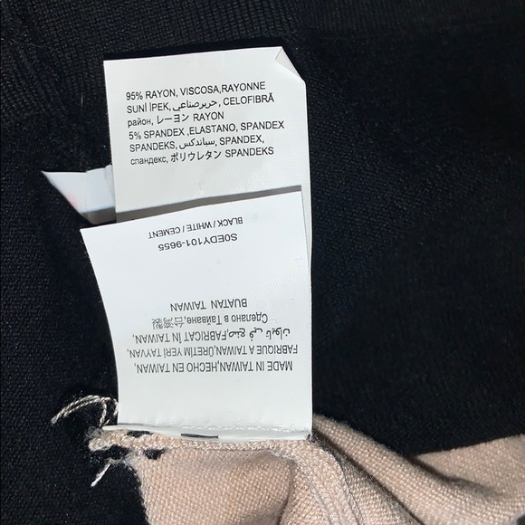 Bebe short sleeve tri color dress size medium - Picture 7 of 7